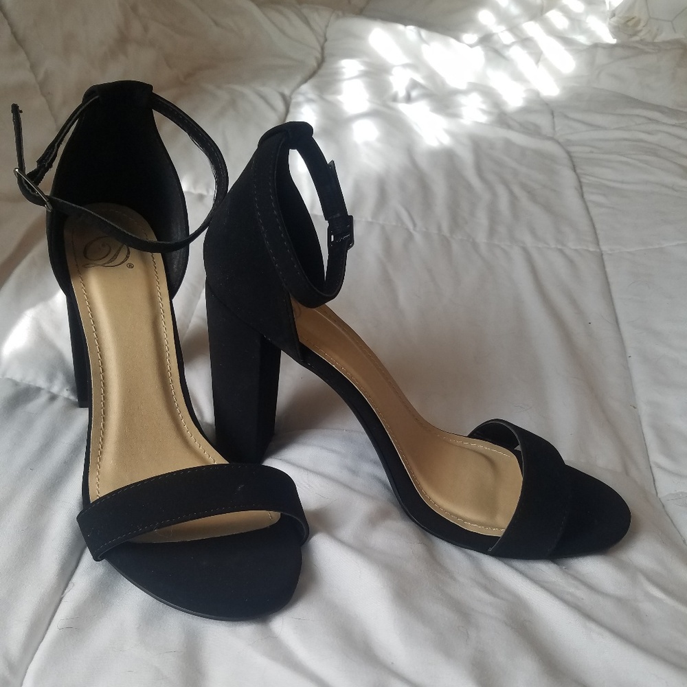 Black Chunky Heel Sandal